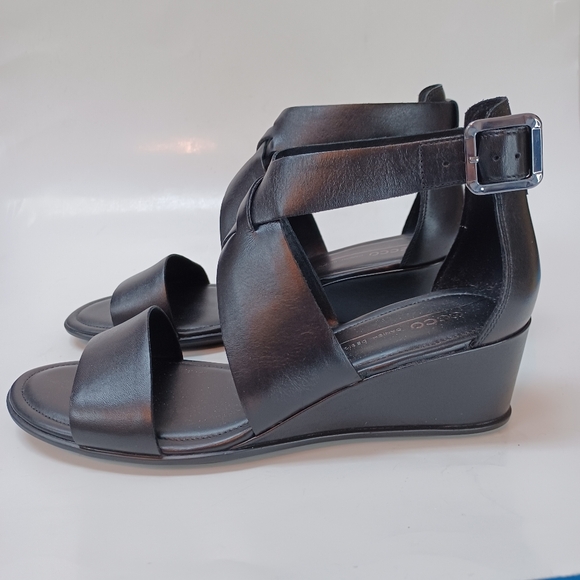 Ecco Wedge Sandals Black Leather Open Toe Ankle Strap Heels Shape 35 Womens 8 - Picture 2 of 16